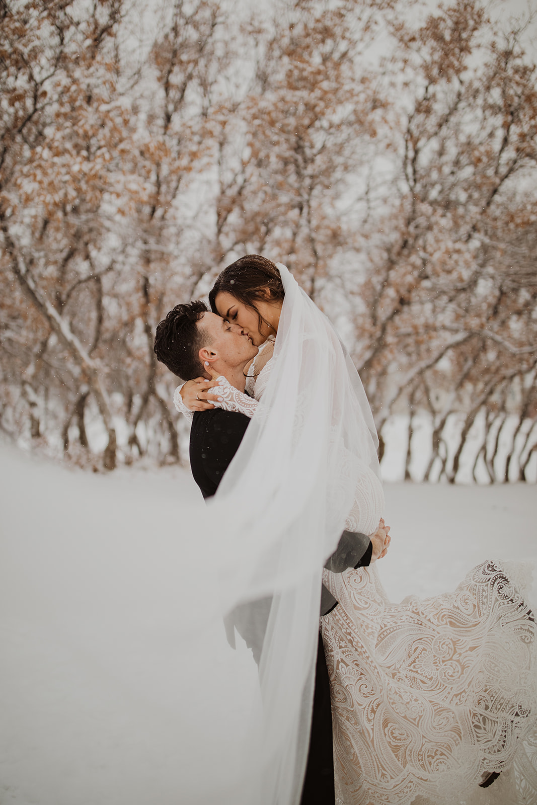 winter wedding castle rock