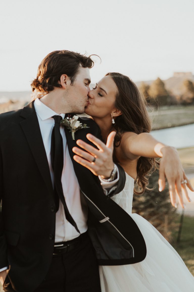 050523_MaySpringWedding_TheOaksPlumCreek_CaitlynHarris17