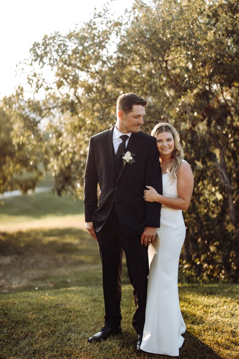 083124_AugustSummerWedding_TheOaksPlumCreek_MackenziKnight7