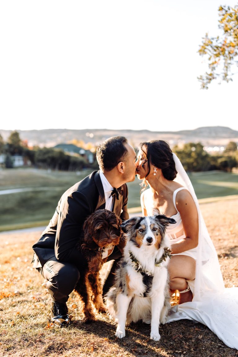 100724_OctoberFallWedding_TheOaksPlumCreek_MackenziKnight23