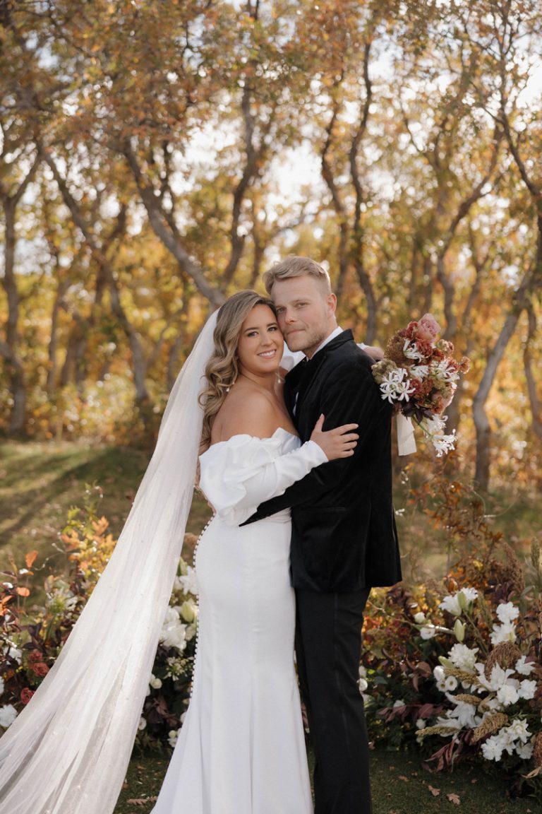 102024_OctoberFallWedding_TheOaksPlumCreek_CaitlynHarris6