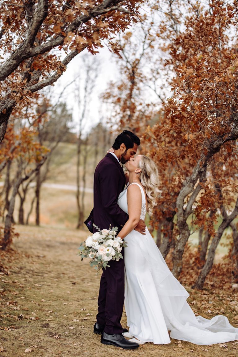 110324_NovemberFallWedding_TheOaksPlumCreek_MackenziKnight1