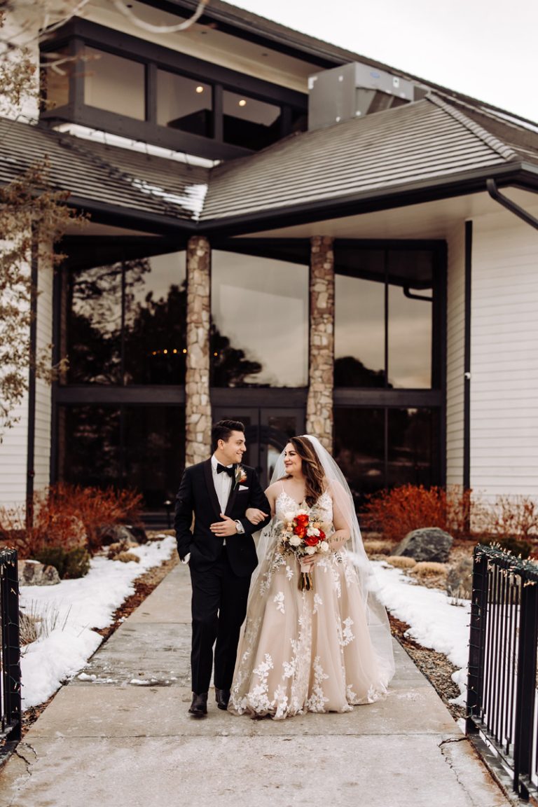 121023_DecemberWinterWedding_TheOaksPlumCreek_MackenziKnight13